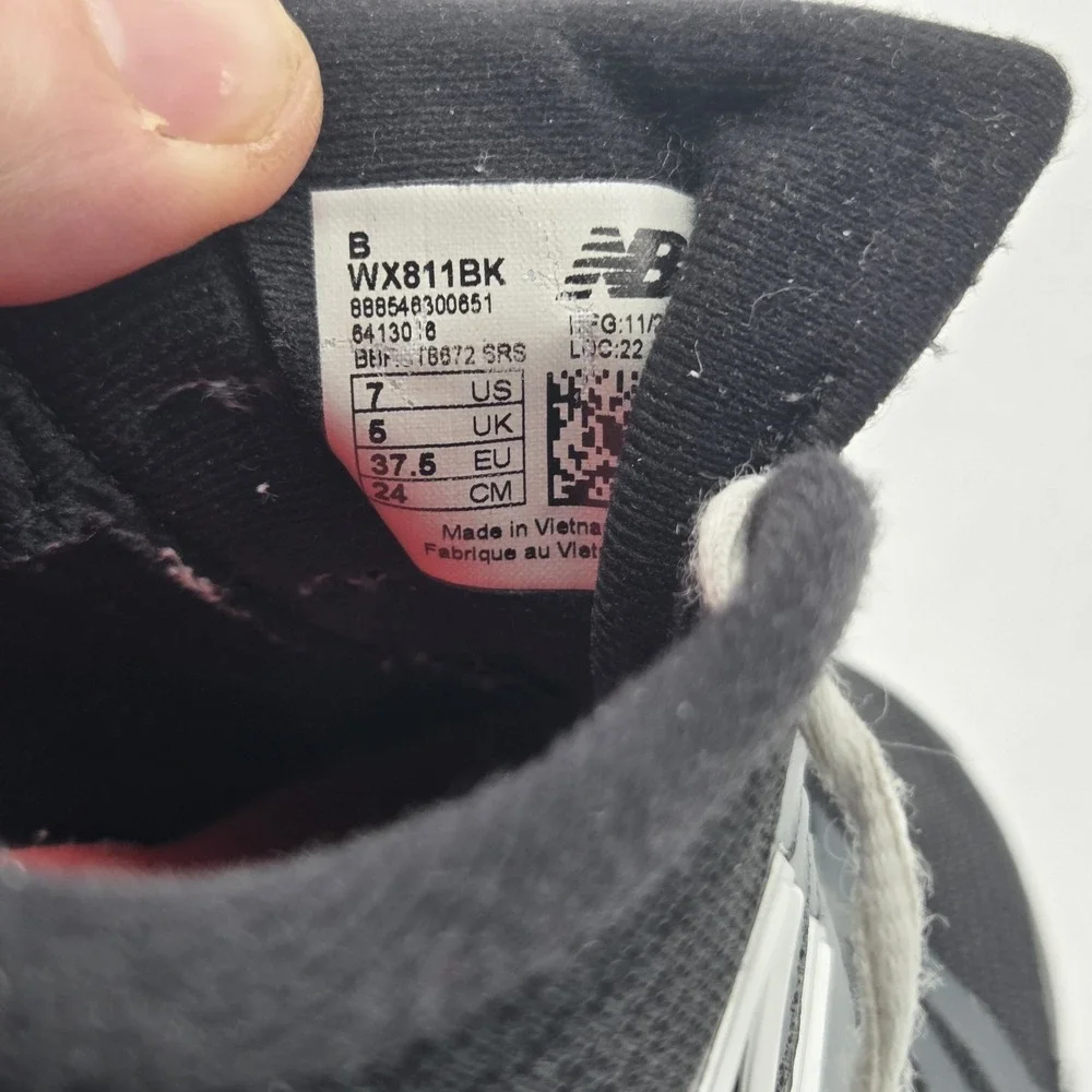 New Balance Womens Fantom Tape 811 WX811BK Black Running Shoes Sneakers Sz 7 B